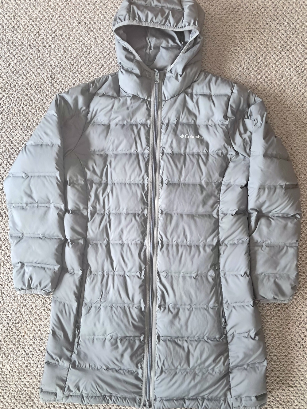 Columbia Women's Light Gray Puffer Coat with Hood